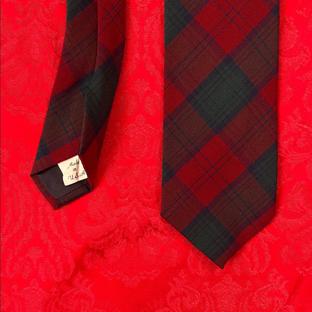 Pendleton Classic Red and Green Checkered Tie -Vintage -100% Wool